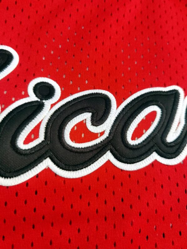 Michael Jordan Chicago Bulls Throwback Jersey - Image 4