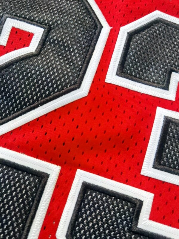 Michael Jordan Chicago Bulls Throwback Jersey - Image 5